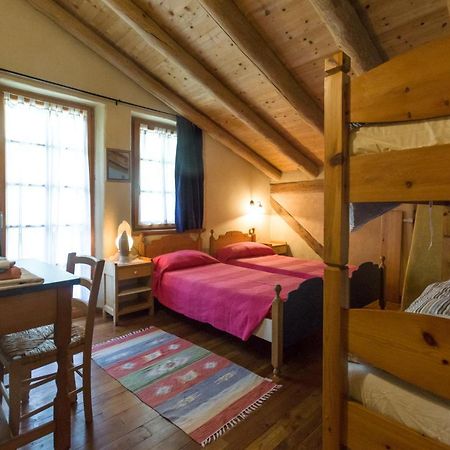 Condino Agriturismo Casa Essenia מראה חיצוני תמונה