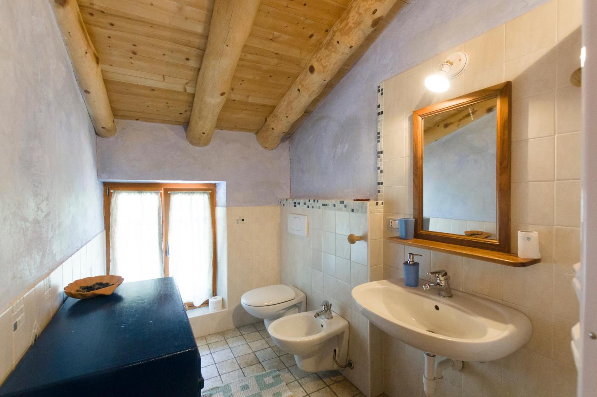 Condino Agriturismo Casa Essenia מראה חיצוני תמונה